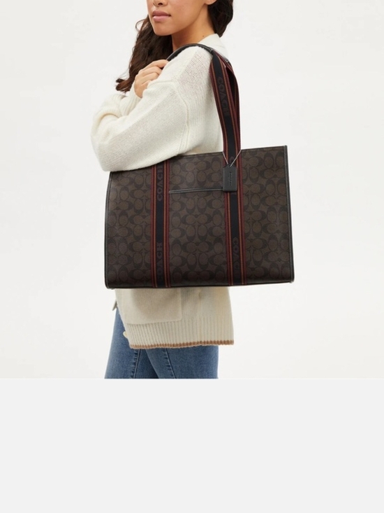 Coach Signature Canvas Large Tote in Brown with Maroon-Trim Straps - Picture 4 of 12